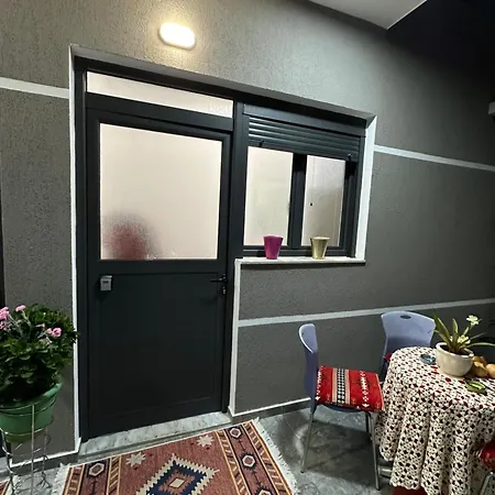 Hotel Lola's Gjirokaster