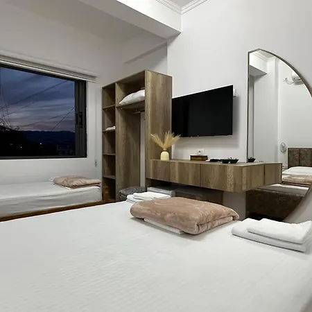 Lola's Hotel Gjirokaster