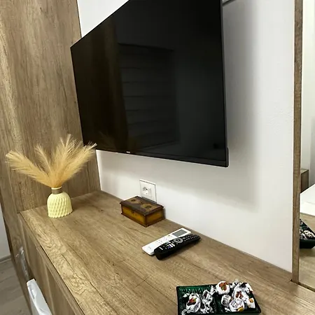 Lola's 酒店 Gjirokastër