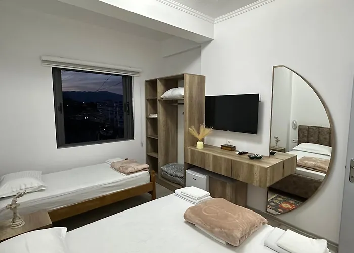 Lola's * Gjirokastër